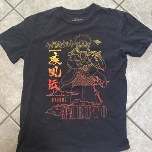 Slightly used Naruto shippuden men’s graphic tee